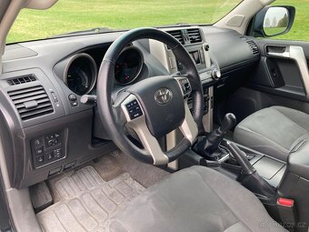 Toyota Land Cruiser 150 - 10