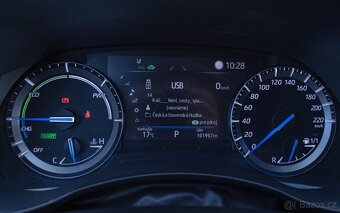 Toyota Highlander Executive 2.5 4x4 7miest DPH - 10
