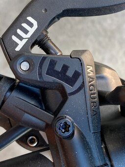 Boxxbike Valkyrie II 8-14kW najeto 871km - 10