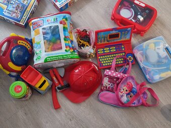 Hračky, odrážedlo, traktory, auta, pro nejmenší - 10