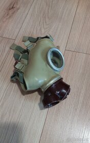 Plynová maska 9ks + 3 filtry - 10