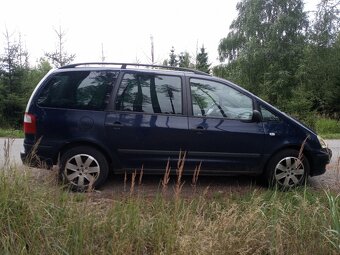 Ford Galaxy - 10