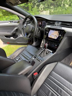 VW Passat R-line BiTDI 176kw DSG7 4motion - 10