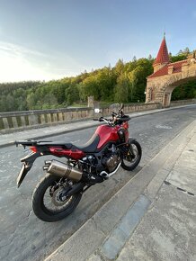 Honda Twin Africa 1000 - 10