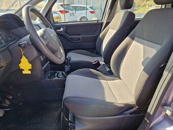 Opel Meriva 1.4 16v rok 2005 - 10