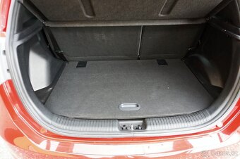 HYUNDAI IX 20 1,4 CVVT 66KW TRIKOLOR ESSENTIAL 81.500 KM - 10