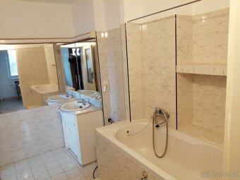 Prodej 3+1 Bystrc, ul. Kuršova, 75 m2, lodžie, šatna - 10