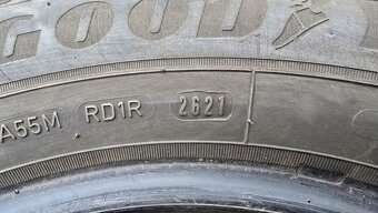 Zimní pneu 215/60/16 Good Year - 10