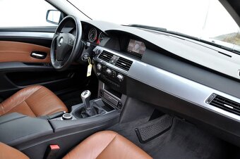 BMW E61 525i (3,0l) - 10