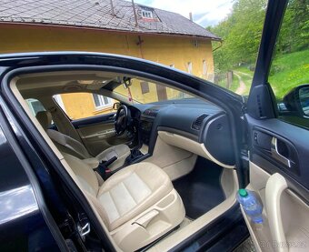 Škoda Octavia 2 1.9TDI 77kw BEZ DPF ELEGANCE 2008 NOVÁ STK - 10