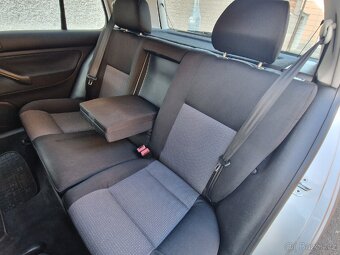 VW Golf 4 1,4 55kW - 10