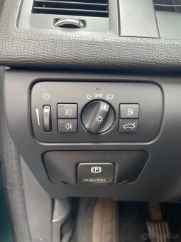 Volvo 2.4 D5 AWD 151kw - 10
