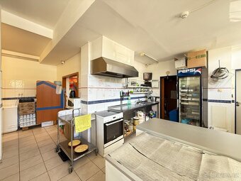 Přenechání nájmu – plně vybavená cukrárna, Praha 5 – Radotín - 10