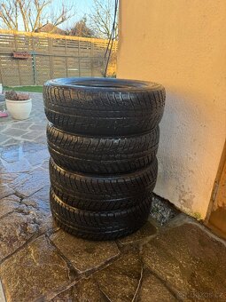 4x Zimní pneu. Nokian, 215 / 65 R17 103H XL - 10