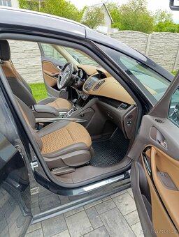 Zafira Tourer C 96kw automat - 10