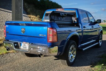 Dodge RAM 1500 Laramie Crew Cab 2018 RAMBoxy odpočet DPH - 10