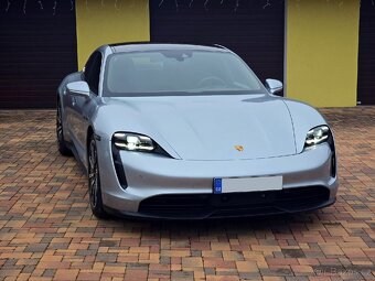 Porsche Taycan 4S Performance Plus - 10