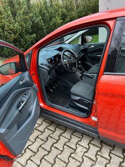 Ford C-Max 1.6 tdci 70kW rok 2012 - 10