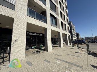 Pronájem vybavené prodejny delikates 66m2, Praha, ul. Počern - 10