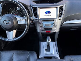 Subaru Legacy 2.5 CVT - 10