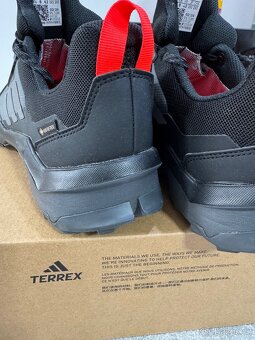 Adidas Terrex AX4 GTX velikost 8 (42) pánské - 10