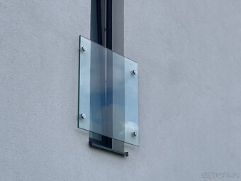 Skleněné zábradlí, francouzské okno - ČIRÉ sklo - 10