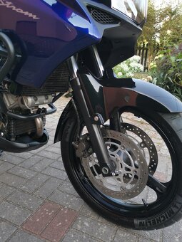 Suzuki DL1000 V-Strom K4 - 10