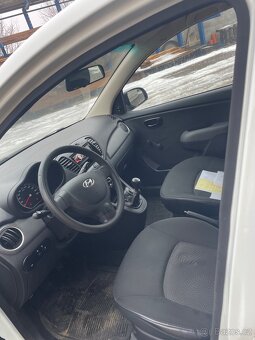 Hyundai i10 1.1 51kW - 10