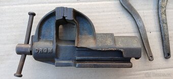 Hasáky,, svěrák - 10