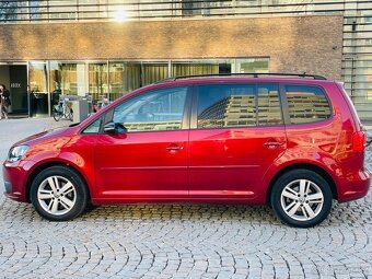Volkswagen Touran 1.2TSI 7MÍST MANUÁL VÝHŘEV SERVISKA - 10