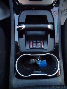 Ford Galaxy 2,0 TDCi 103kW 7-míst 2x kola,pěkná výbava,tažné - 10