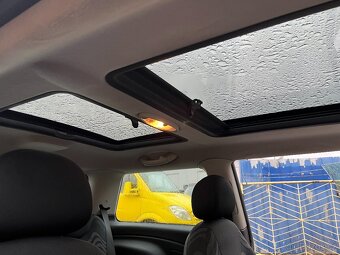 Mini Cooper 1.6 85 kW PANORAMA STŘECHA - 10