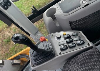 Valec Volvo SD115 - 10