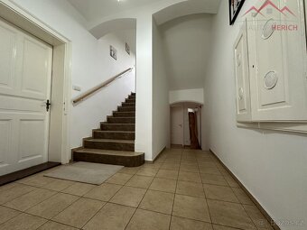 Exkluzivní prodej ŘRD 5+1 (285 m2) Šafaříkova, Chomutov - 10