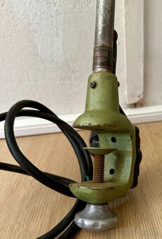 Stará INDUSTRY lampa k připevnění ke stolu polohov FUNKČNÍ - 10