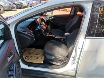 Ford Focus 1.5TDCi 88kw AUT Titanium - 10