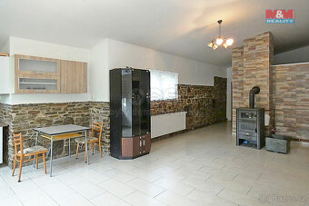 Prodej rodinného domu, 184 m², Červené Pečky, ul. Dobešovice - 10