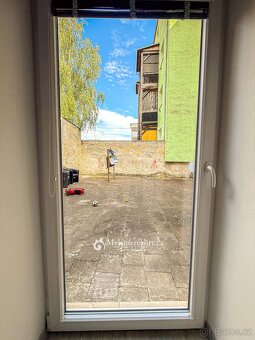 Pronájem vybaveného bytu 1+kk s dvorem, 44 m2, Znojmo, 17. L - 10