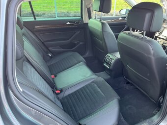 Volkswagen Passat 2.0TSi 4Motion R-line - 10