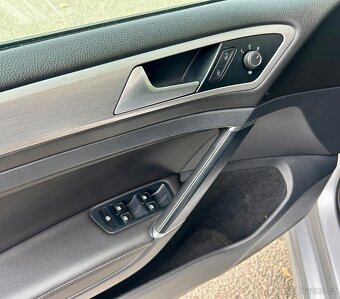 Volkswagen Golf 2.0 TDI 110 kw , VÝBORNÝ STAV, Nehavarován - 10