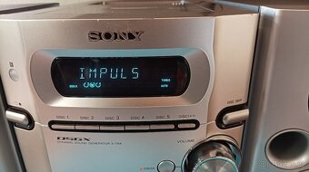 Zánovní věž Sony. - 10