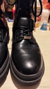 Dámské kotníkové boty s platformou vel. 40 - 10