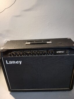 SLEVA - Pololampove Kytarové kombo Laney LV 300 twin - 10