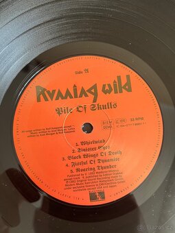 Running Wild – Pile Of Skulls - 10