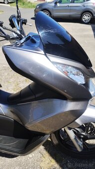 LEŠTĚNKA 2011 Honda pcx 125 pouze 11tis.km - 10