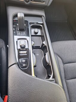 Volvo V90 B4Diesel AWD 2021 Automat 145 KW - 10