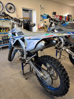 TM EN 250 4T  Fi 2024 - 10