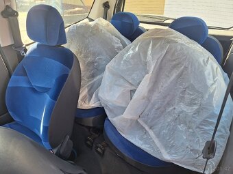 Citroen C2 1.4i, benzín, r. 2007, Najeto 118.150km. - 10