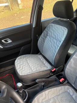 Škoda Fabia 2 1.4 16V - 10