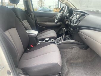 Mitsubishi L200 2,4 DI-D 4WD DOUBLE CAB INVITE (2016) - 10